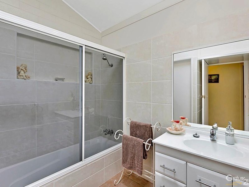 100 Peach Orchard Road, Fountaindale NSW 2258