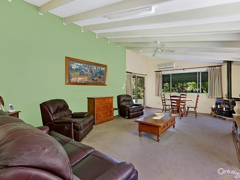 100 Peach Orchard Road, Fountaindale NSW 2258