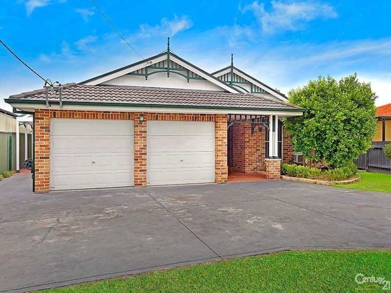 9 Shamrock Drive, Berkeley Vale NSW 2261
