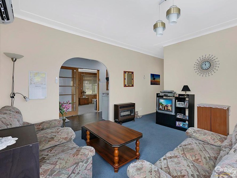 54 Cunningham Road, Killarney Vale NSW 2261
