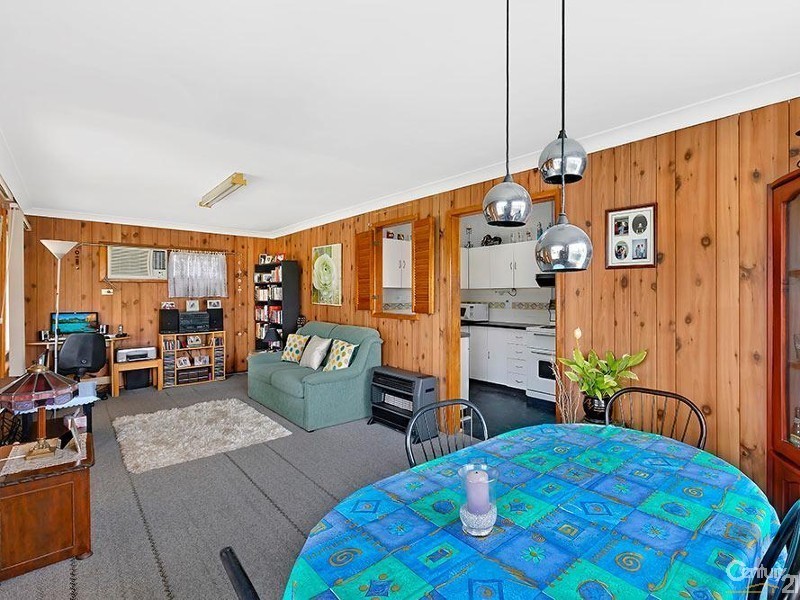 54 Cunningham Road, Killarney Vale NSW 2261