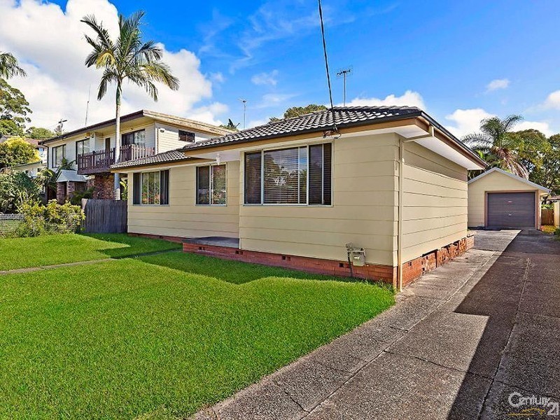 3 Hazel Close, Berkeley Vale NSW 2261