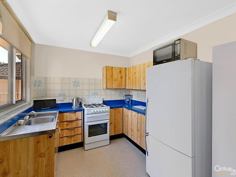 3 Hazel Close, Berkeley Vale NSW 2261