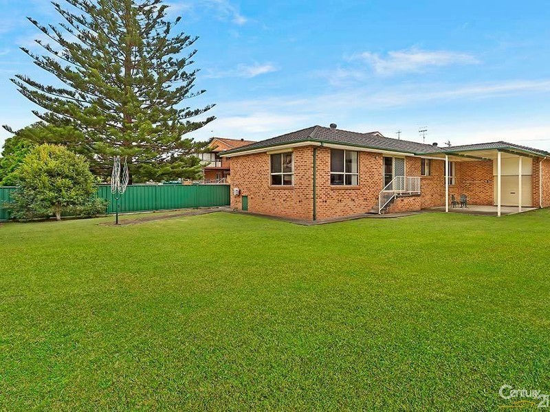 13 Stewart Street, The Entrance North NSW 2261