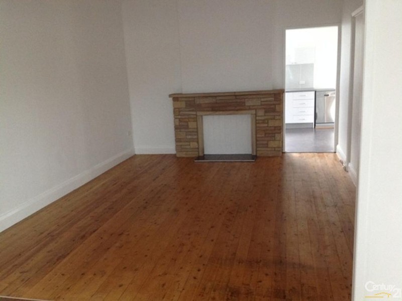 9 Benelong Street, The Entrance NSW 2261