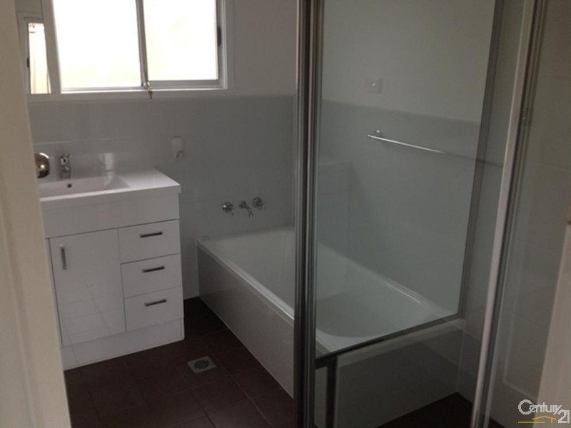 9 Benelong Street, The Entrance NSW 2261