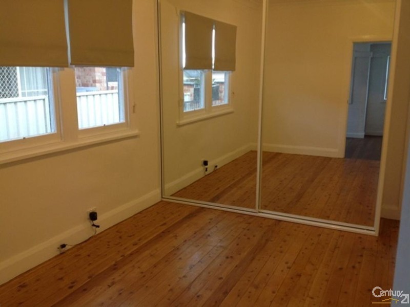 9 Benelong Street, The Entrance NSW 2261