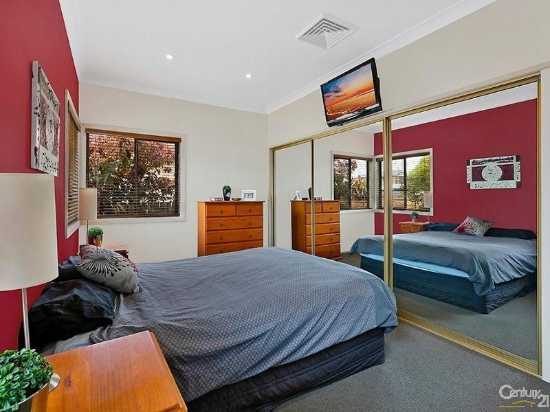 5 Boomerang Rd, The Entrance NSW 2261