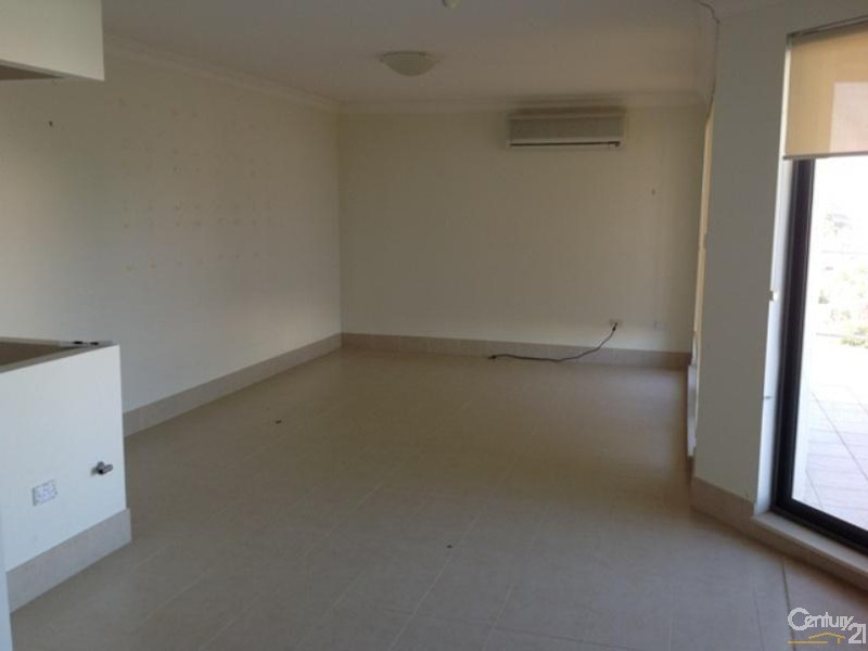 607/1-9 Torrens Avenue, The Entrance NSW 2261