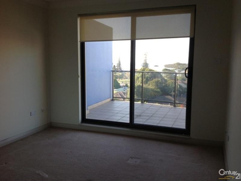 607/1-9 Torrens Avenue, The Entrance NSW 2261