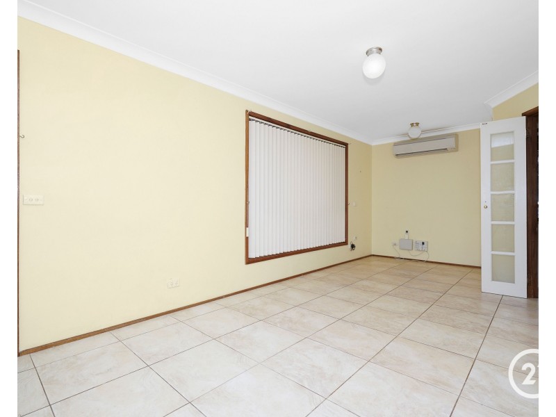 13 Audie Pde, Berkeley Vale NSW 2261