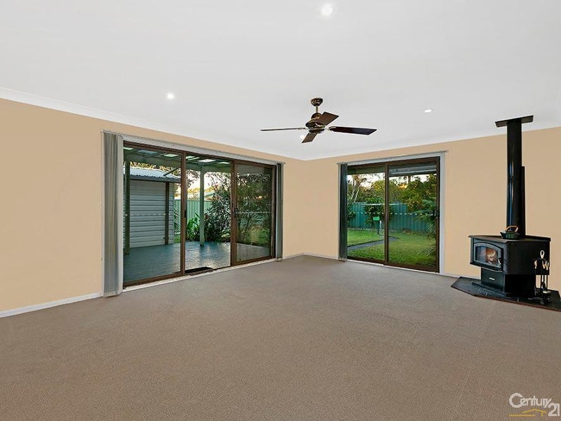 26 Bluebell Avenue, Berkeley Vale NSW 2261