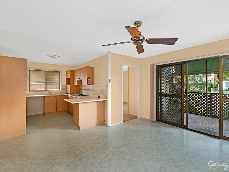 26 Bluebell Avenue, Berkeley Vale NSW 2261