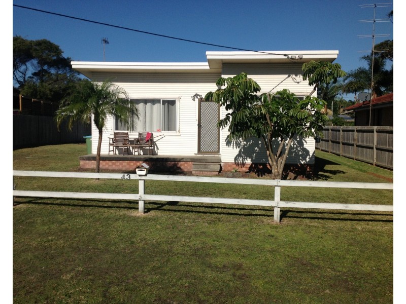 43 Bloomfield St, Long Jetty NSW 2261