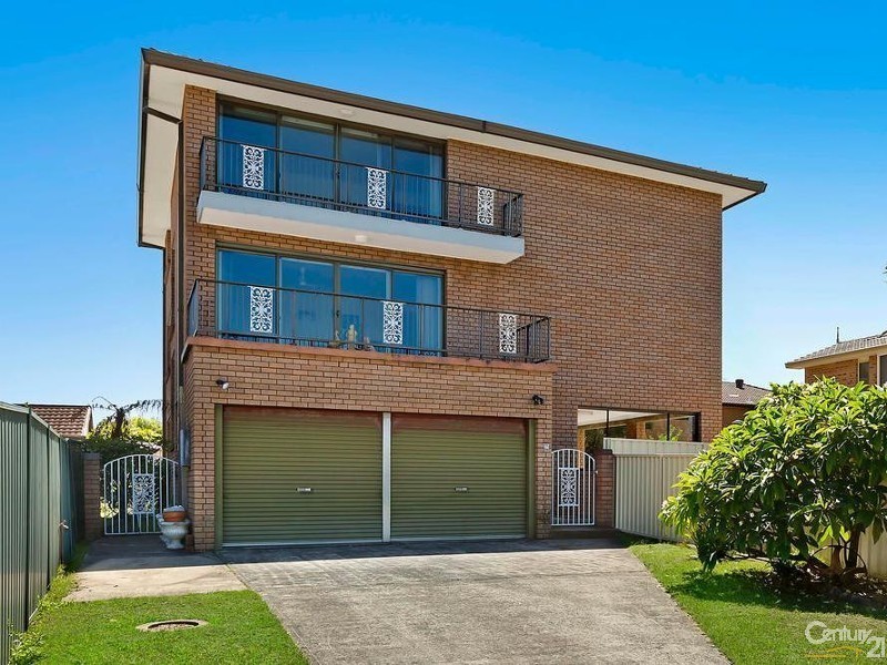 13A Park Rd, The Entrance NSW 2261