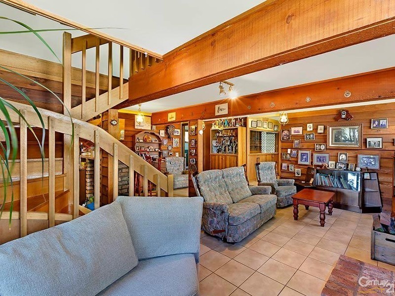 46 Platypus Road, Berkeley Vale NSW 2261