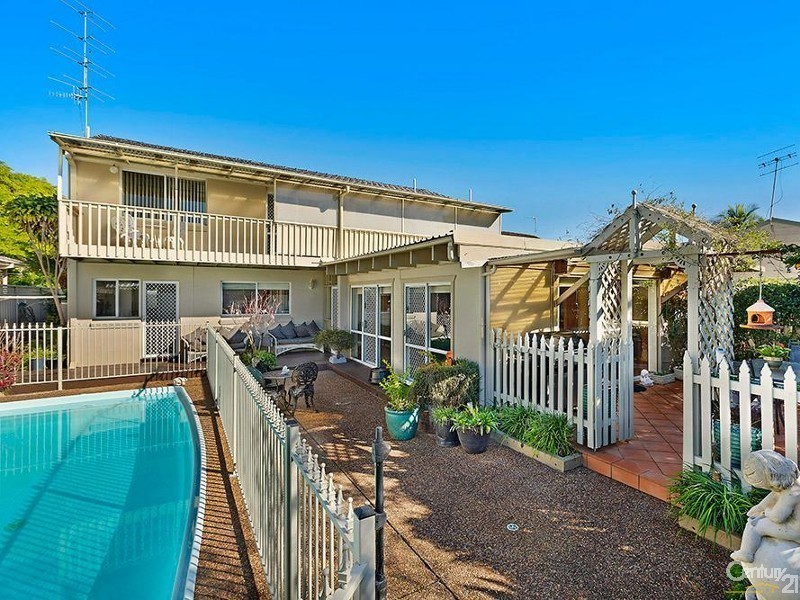 67 Kerry Crescent, Berkeley Vale NSW 2261