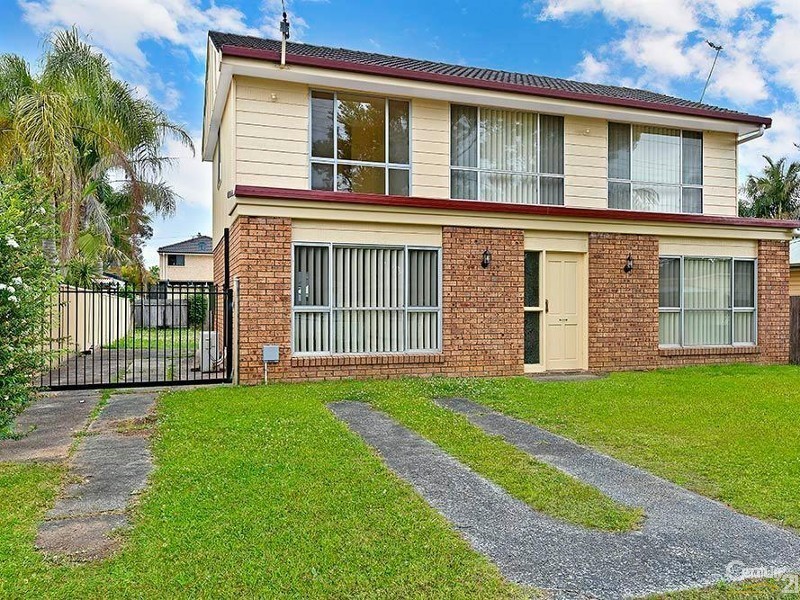 12 Colleen Street, Berkeley Vale NSW 2261