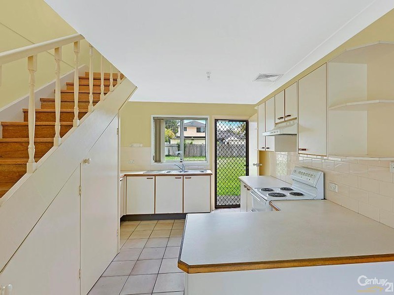 12 Colleen Street, Berkeley Vale NSW 2261