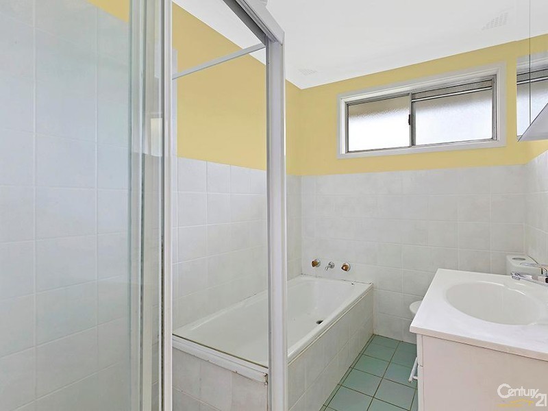 12 Colleen Street, Berkeley Vale NSW 2261