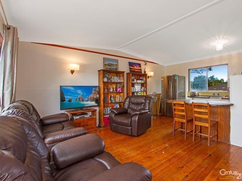 46 Gregory Street, Berkeley Vale NSW 2261