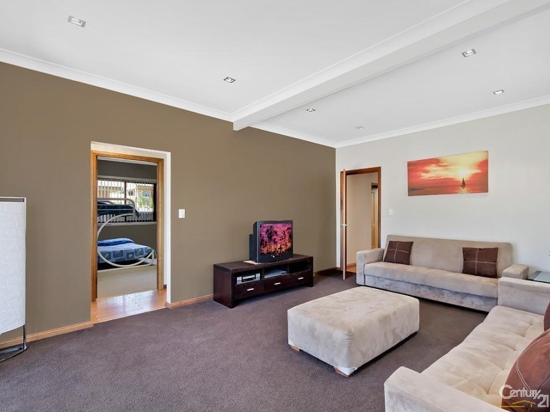 41 Bondi Road, The Entrance North NSW 2261