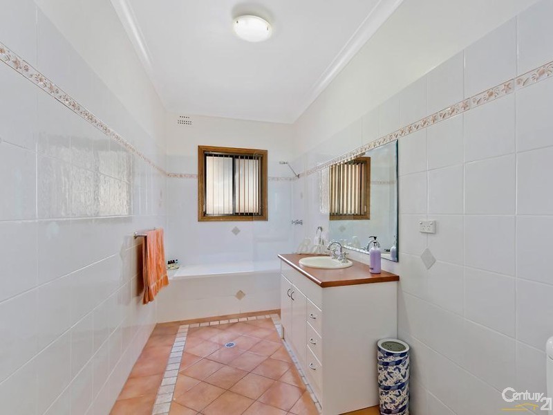 41 Bondi Road, The Entrance North NSW 2261