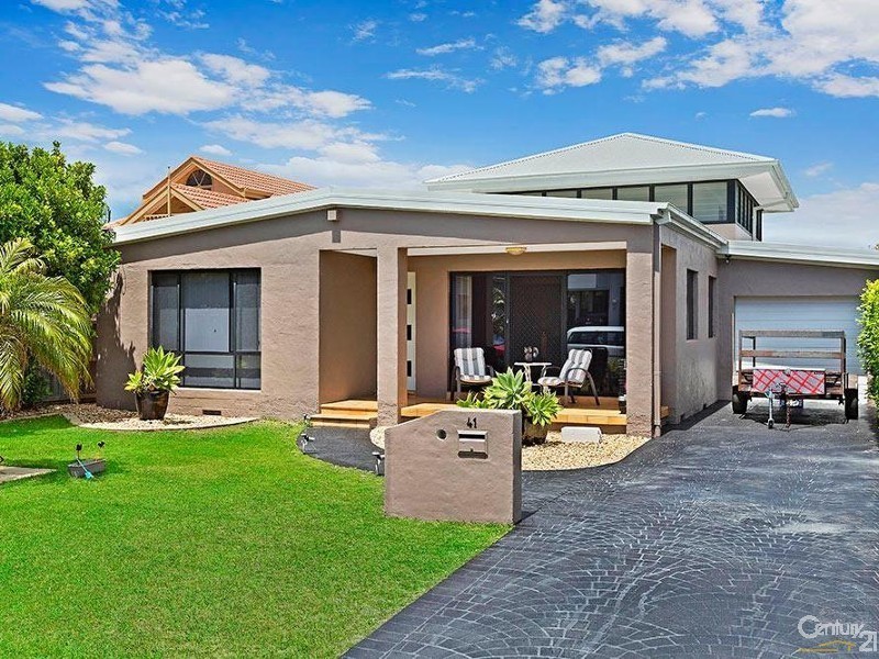 41 Bondi Road, The Entrance North NSW 2261