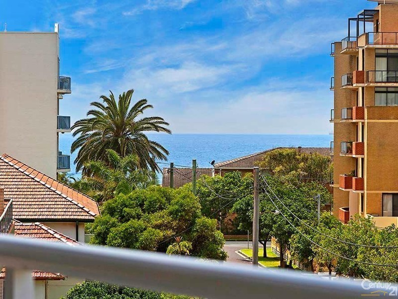 204/18 Dening Street, The Entrance NSW 2261