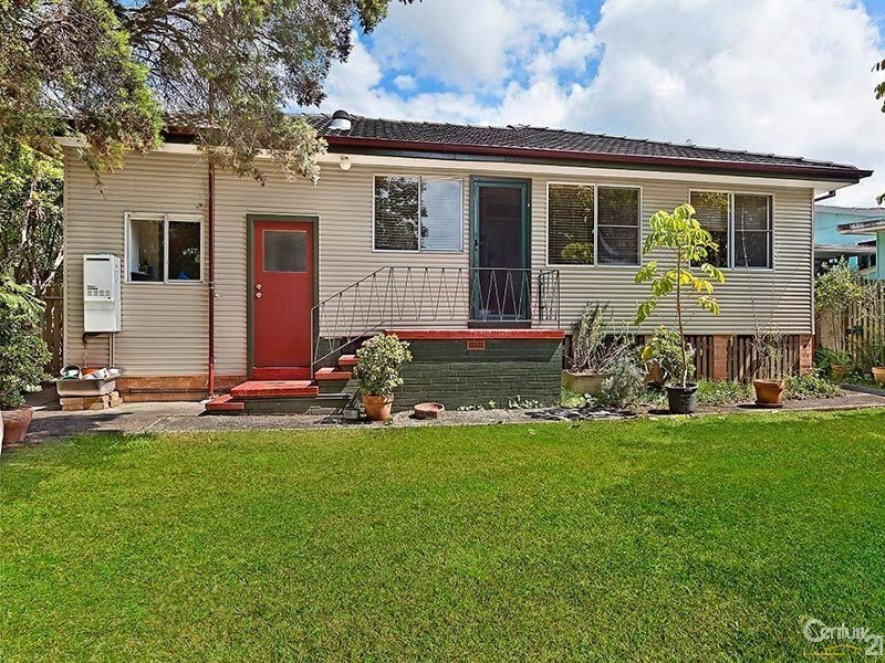 36 South Street, Killarney Vale NSW 2261