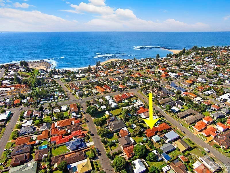 2/10 Karooah Avenue, Blue Bay NSW 2261