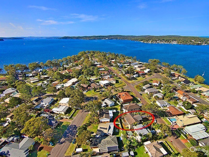 39 Winbin Crescent, Gwandalan NSW 2259