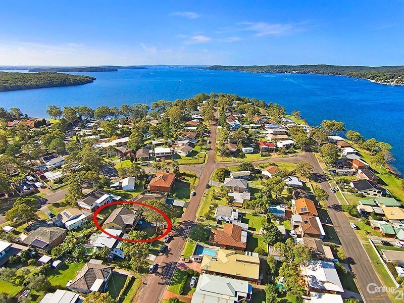 39 Winbin Crescent, Gwandalan NSW 2259