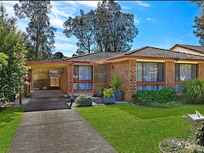 23 Black Swan Street, Berkeley Vale NSW 2261