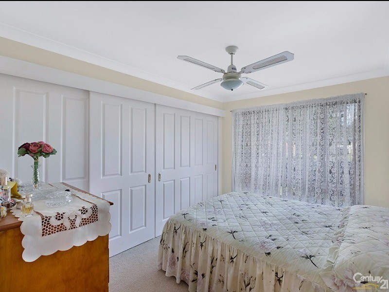 23 Black Swan Street, Berkeley Vale NSW 2261