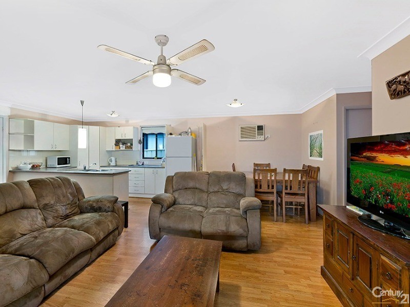 137 Kerry Crescent, Berkeley Vale NSW 2261