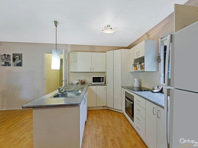 137 Kerry Crescent, Berkeley Vale NSW 2261