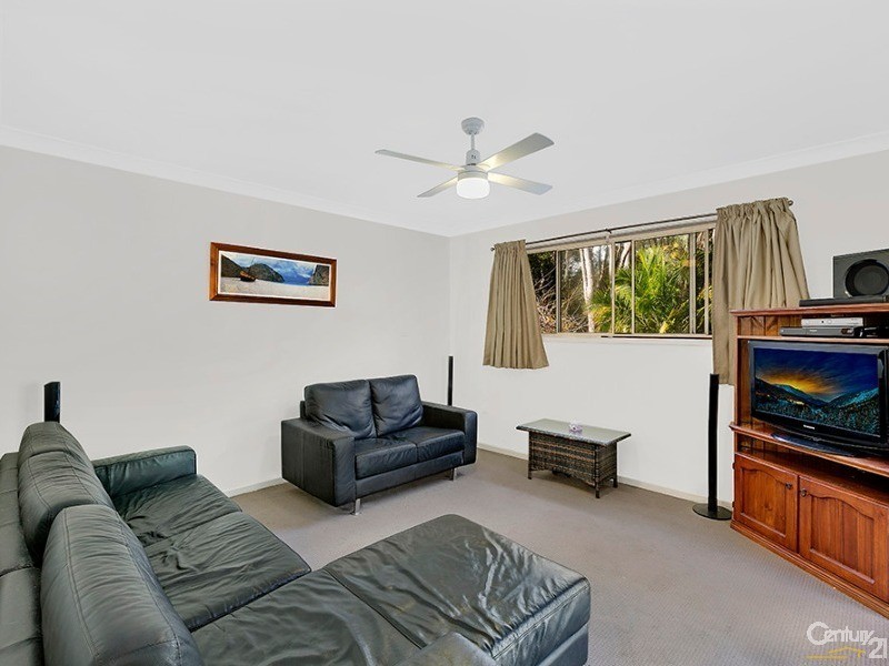13 Merinda Avenue, Charmhaven NSW 2263