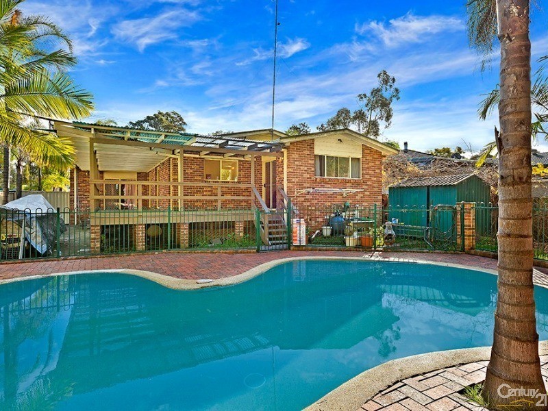 13 Merinda Avenue, Charmhaven NSW 2263