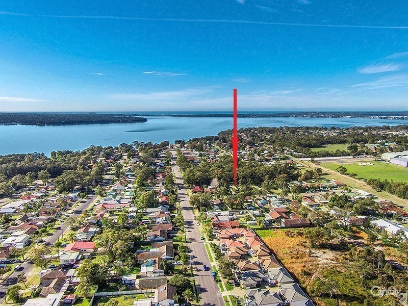 13 Merinda Avenue, Charmhaven NSW 2263