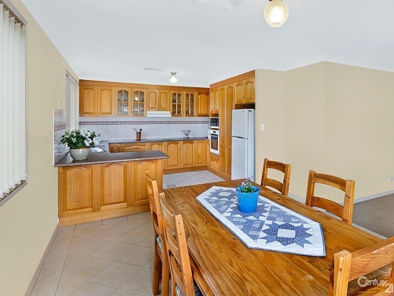 2/8 Boondilla Road, The Entrance NSW 2261