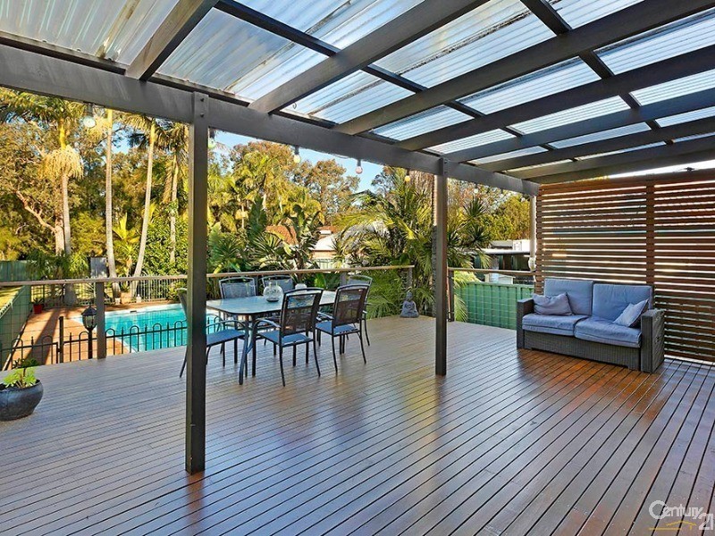 13 Lakedge Avenue, Berkeley Vale NSW 2261