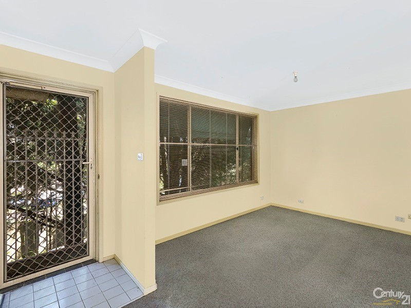 25 Greenwood Avenue, Berkeley Vale NSW 2261