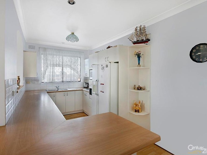 2/6  Lynch Cres, The Entrance North NSW 2261