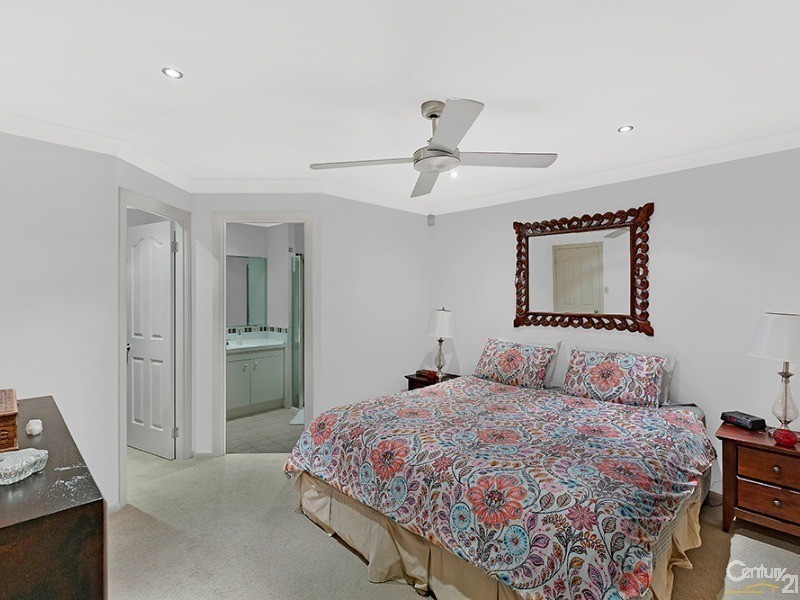 11 Shearwater Street, Tumbi Umbi NSW 2261