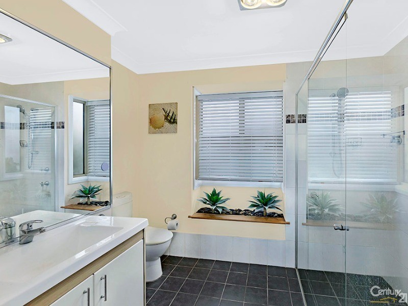 67 Berne Street, Bateau Bay NSW 2261