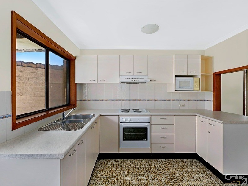 2/1 Bay Road, The Entrance NSW 2261