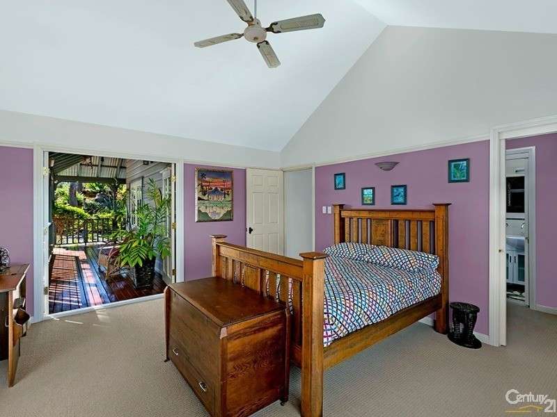 1 Valley View Road, Bateau Bay NSW 2261