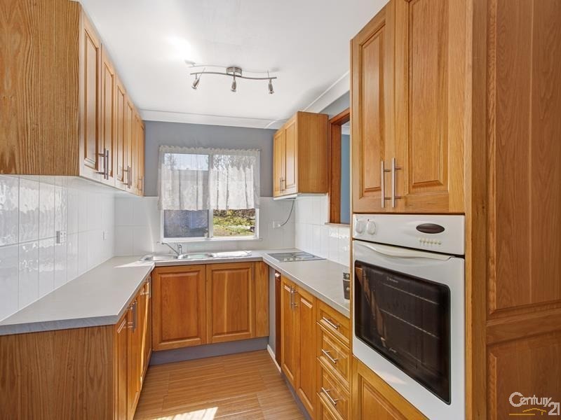 10 Margherita Avenue, Bateau Bay NSW 2261