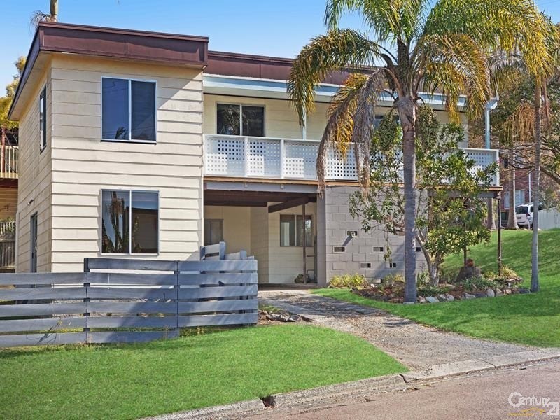 10 Margherita Avenue, Bateau Bay NSW 2261